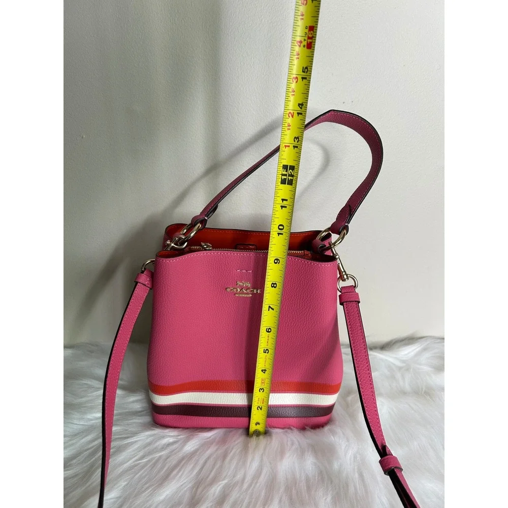 Coach‎ Small Town Bucket Bag Confetti Pink Pebble Leather Shoulder Bag Excellent